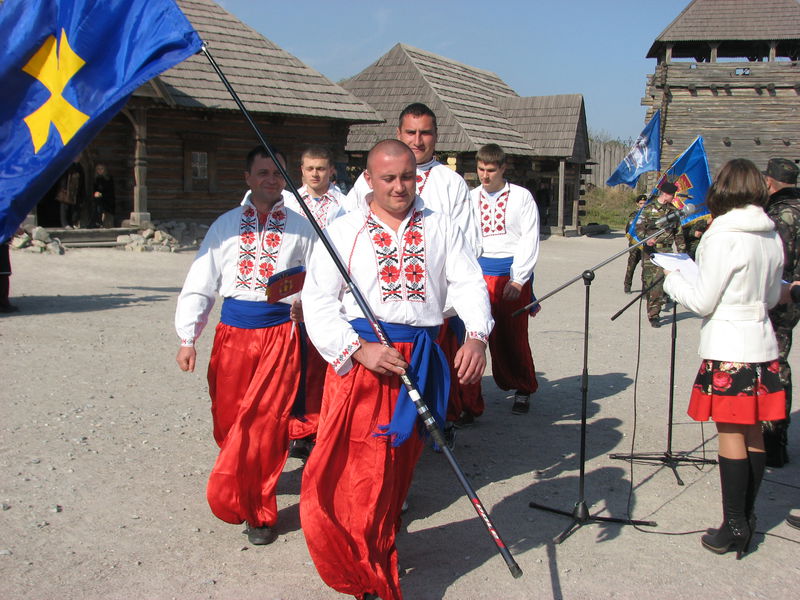 Вперше в Україні стартувала патріотична молодіжна акція «Запорозька слава»