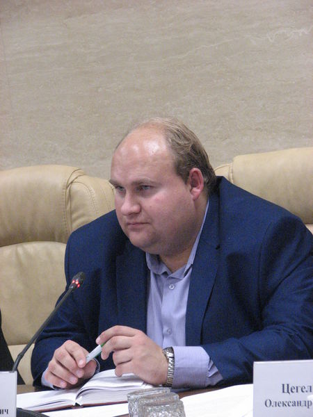Взаємодія волонтерів та структурних підрозділів облдержадміністрації у питаннях забезпечення армії дозволить помножити результат 