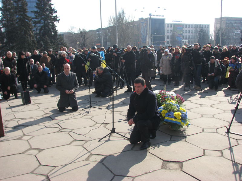 Подвиг Героїв революції увічнено пам’ятним знаком