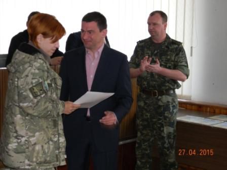 Григорій  Самардак вручив бійцям АТО  посвідчення учасників бойових дій