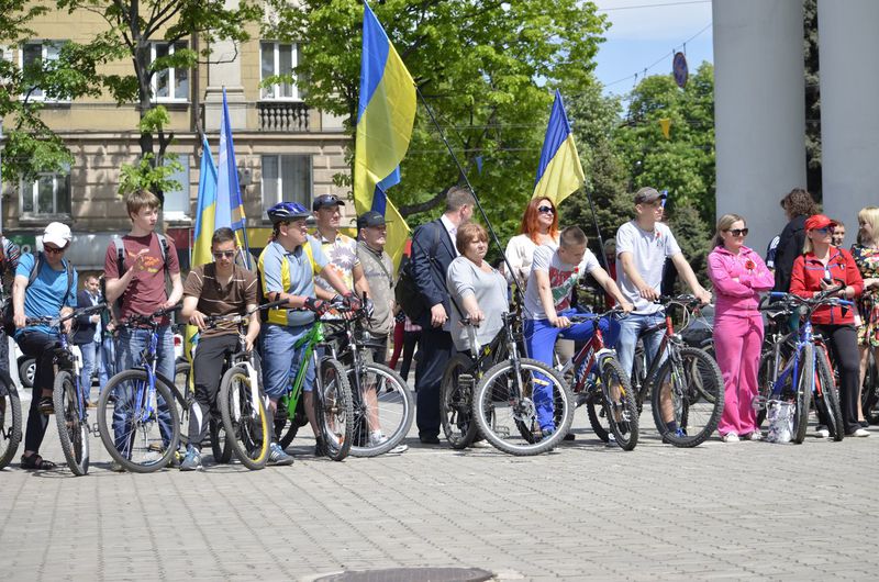 Святковий велопробіг об’єднав ветеранів та молодь Запорізького краю