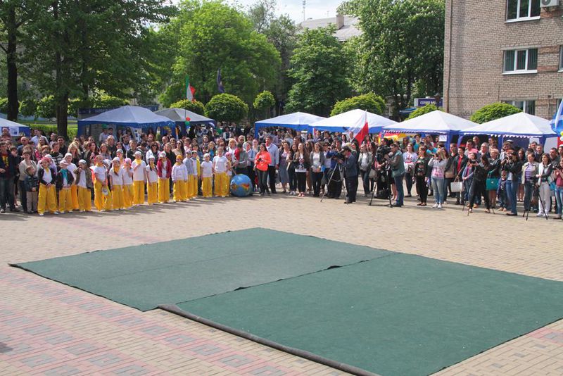 «День Європи» в Запоріжжі поєднав сучасність та середньовіччя