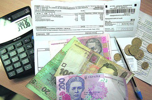 В області триває процес оформлення субсидій на послуги ЖКХ за спрощеною схемою. Територіальні органи соціального захисту населення області щоденно здійснюють прийом громадян з новими пакетами документів, надають вичерпні відповіді щодо порядку призначення допомоги