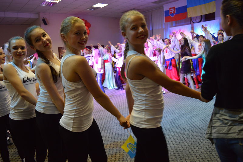 У Словакії відбувся міжнародний фестиваль дитячо-молодіжної творчості «Веселка миру»