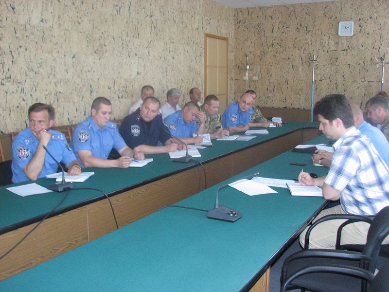 Керівники територій повинні зосередитись на будівництві захисних споруд на оборонному рубежі