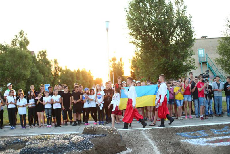 Діти відкрили літній оздоровчий сезон