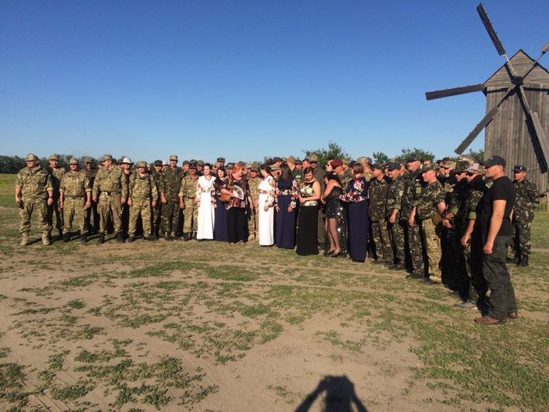 Патріотичні концерти для
військовослужбовців