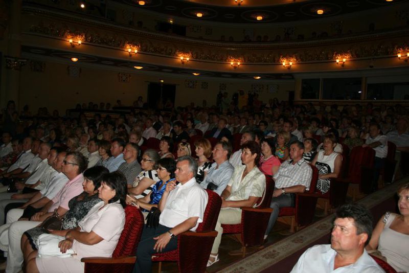 Григорій Самардак привітав запорізьких медиків з професійним святом
