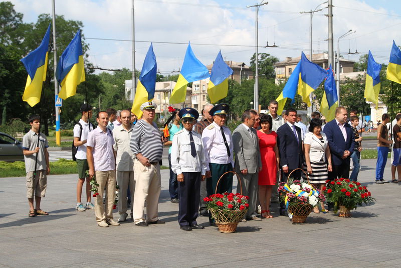 Запоріжці вшанували пам’ять жертв війни в Україні 