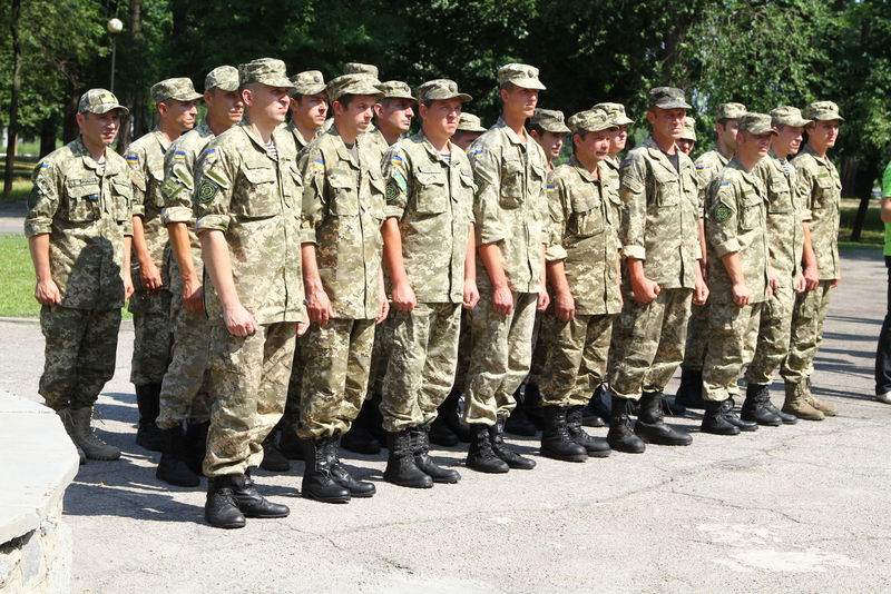 З нагоди Дня Конституції запоріжці вшанували героїв, полеглих у боротьбі за незалежність України