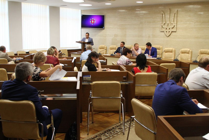 Завдяки перевиконанню обласного бюджету додаткове фінансування спрямують на медицину і відновлення доріг