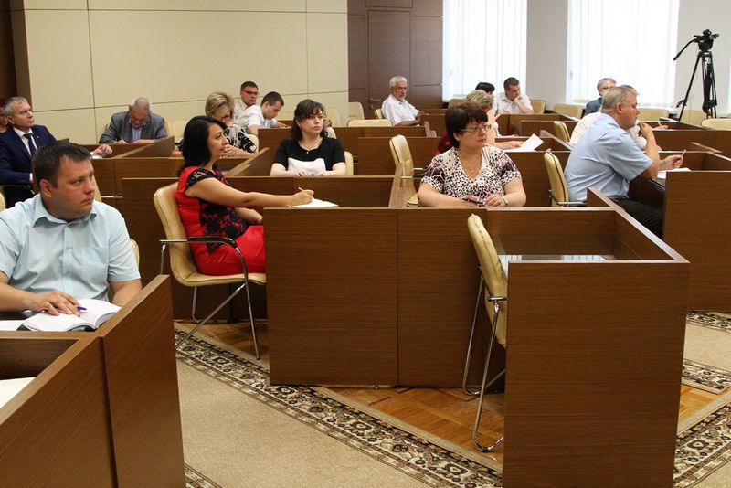 Завдяки перевиконанню обласного бюджету додаткове фінансування спрямують на медицину і відновлення доріг