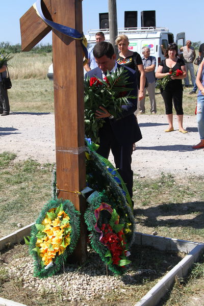 У Запоріжжі поховали невідомих бійців, які загинули в зоні АТО