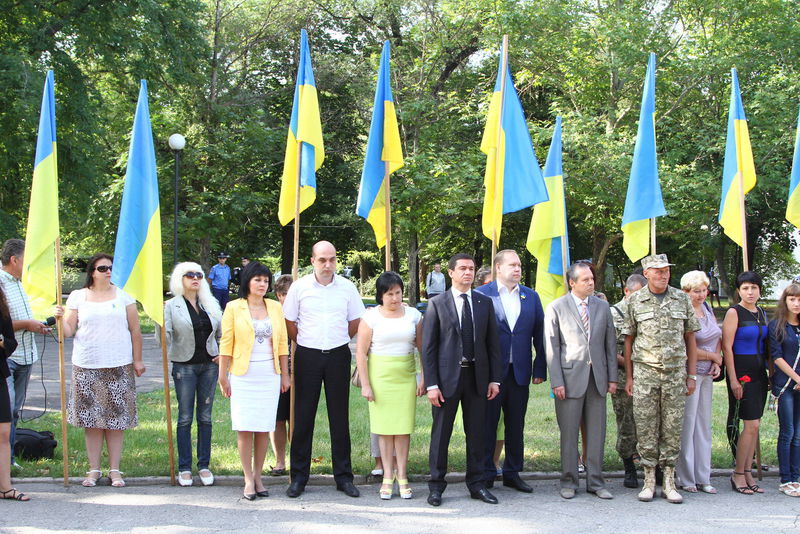 Напередодні Дня Незалежності запоріжці вшанували пам’ять загиблих захисників України