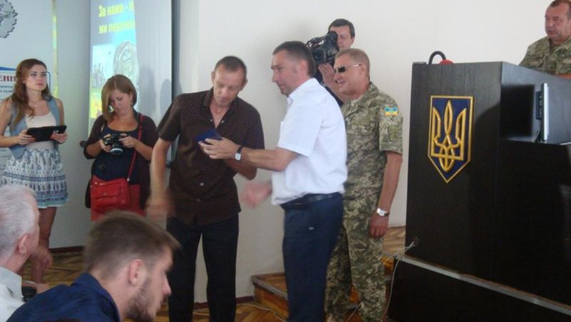 Запорізькі бійці урочисто отримали посвідчення «Учасника бойових дій»