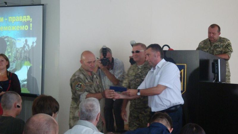 Запорізькі бійці урочисто отримали посвідчення «Учасника бойових дій»