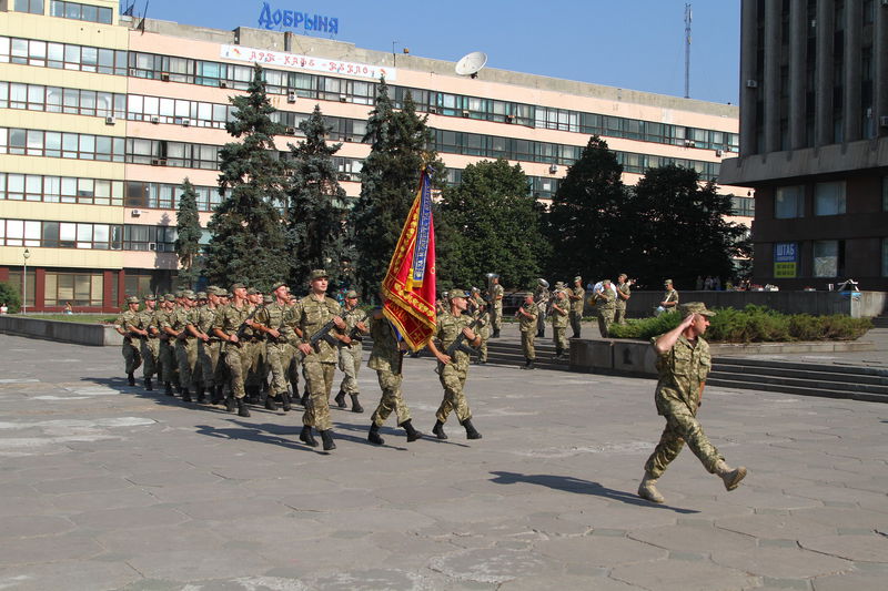 Три запорізькі військові частини отримали власні бойові прапори