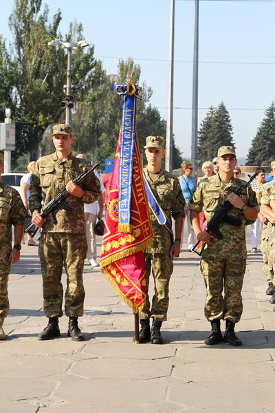 Три запорізькі військові частини отримали власні бойові прапори