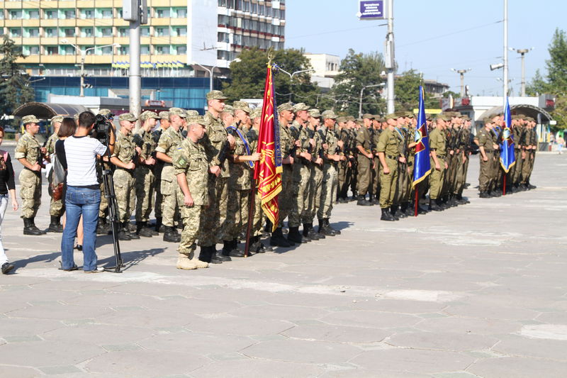 Три запорізькі військові частини отримали власні бойові прапори