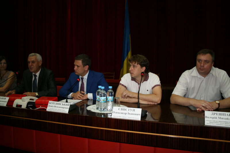 Працювати над об'єднанням територіальних громад в Запорізькій області будуть освічені експерти і фахівці