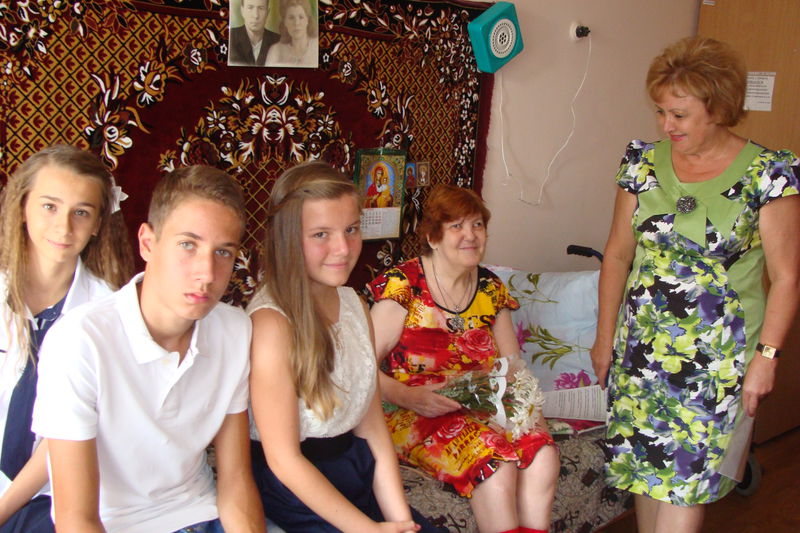 Вітання іменинників в комунальній установі “Запорізький геріатричний пансіонат” 