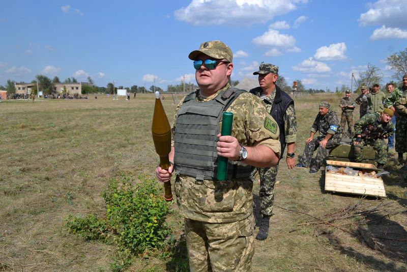 Стрілецький батальйон опановує бойові стрільби