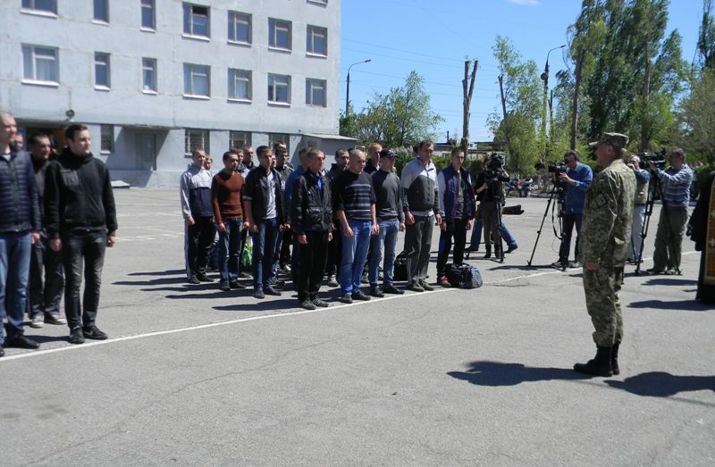 Восени лави Українського війська поповнять майже 600 запоріжців