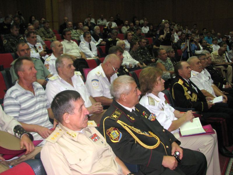 Козаки урочисто відкрили свій перший міжнародний конгрес