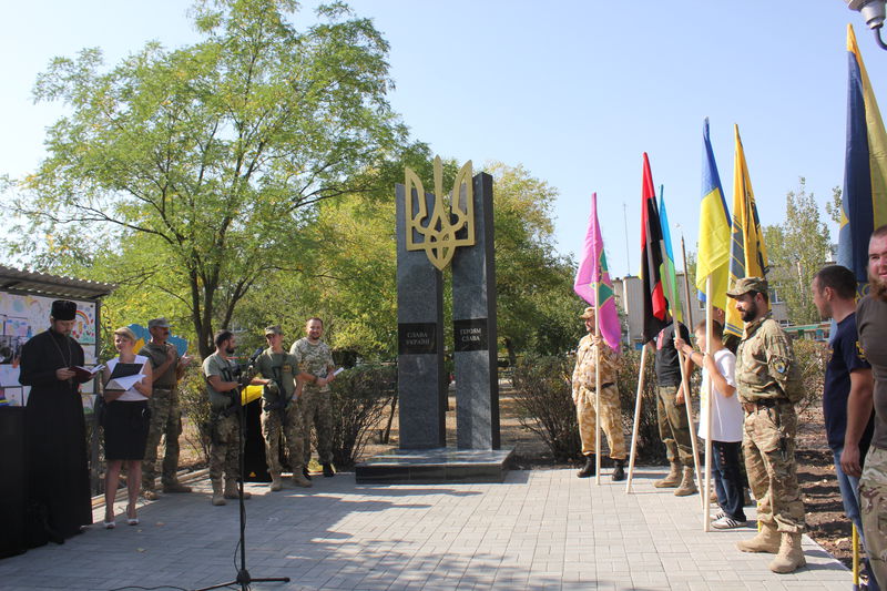 В Енергодарі відкрито перший в області пам’ятник героям АТО