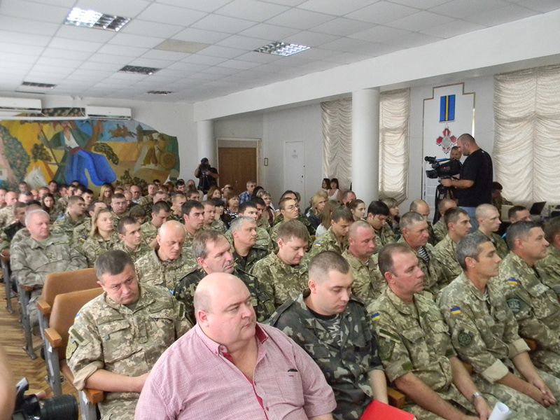 Запорожці вшановують своїх героїв
