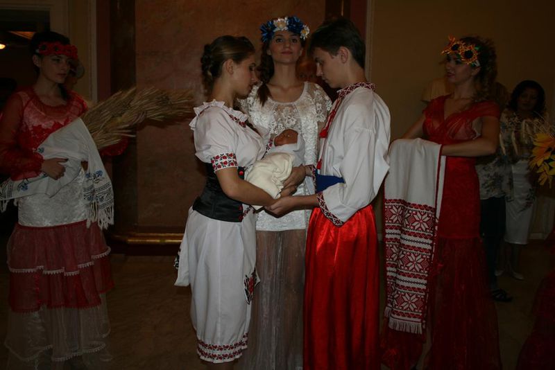 До Дня вчителя кращі освітяни отримали обласні премії