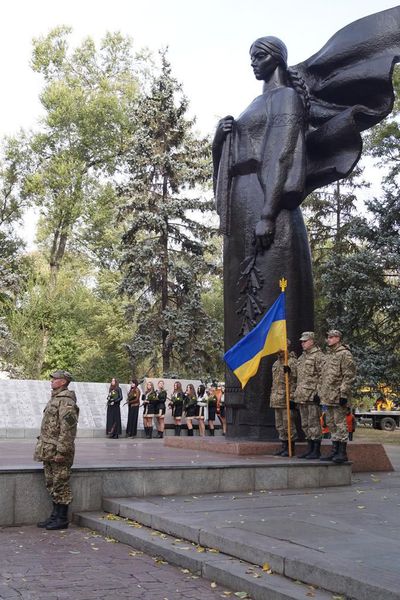 Запоріжці вшанували пам'ять  загиблих під час звільнення міста 