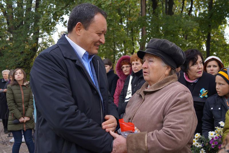 Запоріжці вшанували пам'ять  загиблих під час звільнення міста 