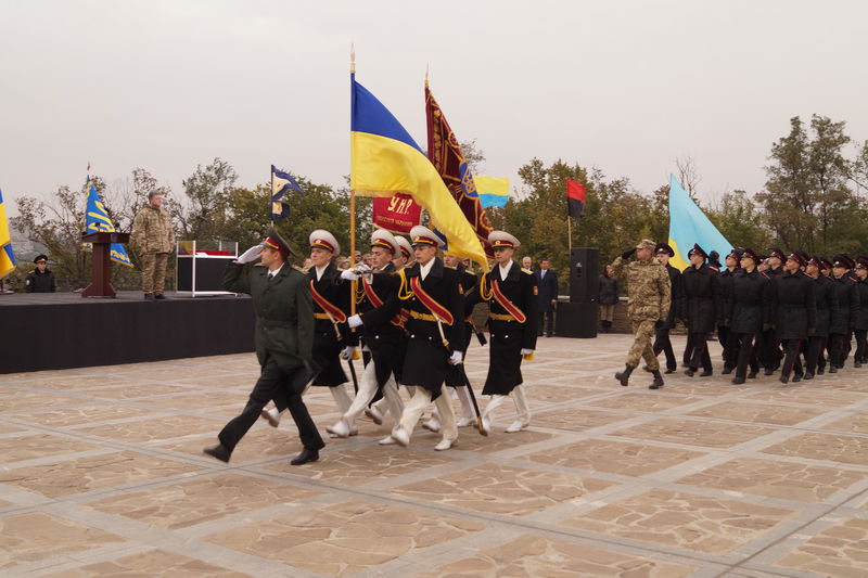 Петро Порошенко: «Наша армія стала дійсно народною»