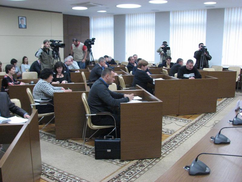 Керівники Розівської, Запорізької та Кам’янсько-Дніпровської РДА можуть залишитися без своїх посад