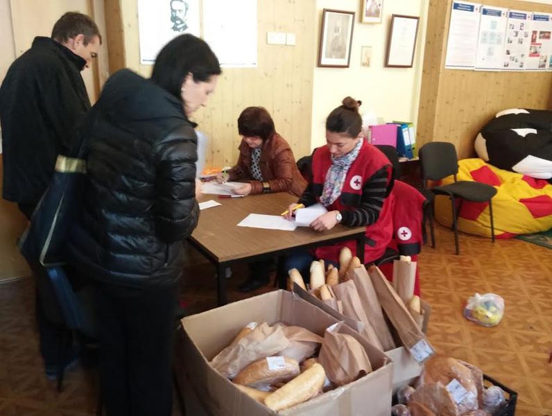 Благодійні організації та  запоріжці допомогли переселенцям на суму понад 1,5 мільйона гривень