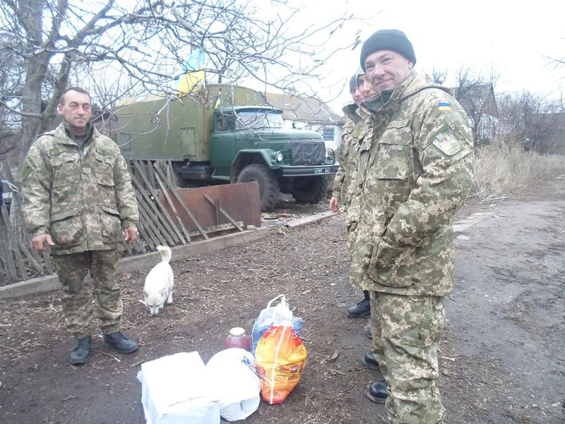 Запорізьких бійців зі святом привітали на передовій