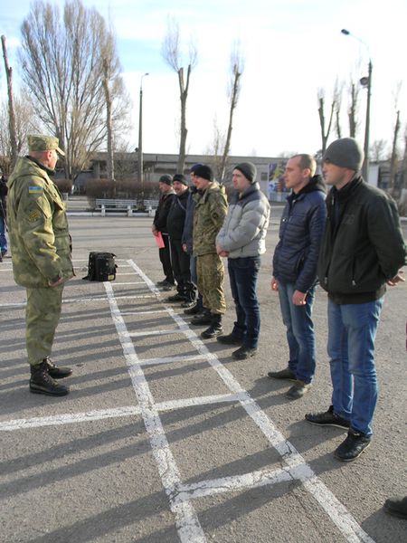 Бажаючих вступити на контрактну службу  виявилося більше, ніж передбачено нарядом для області