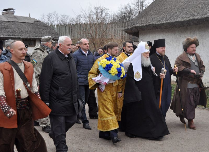 Патріарх Філарет освятив у Запоріжжі старовинний іконостас