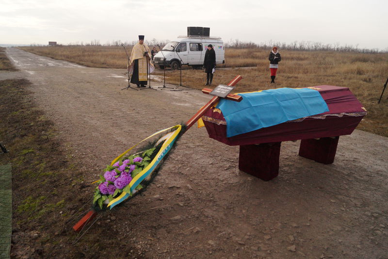 У Запоріжжі поховали невідомого бійця, який загинув у зоні АТО