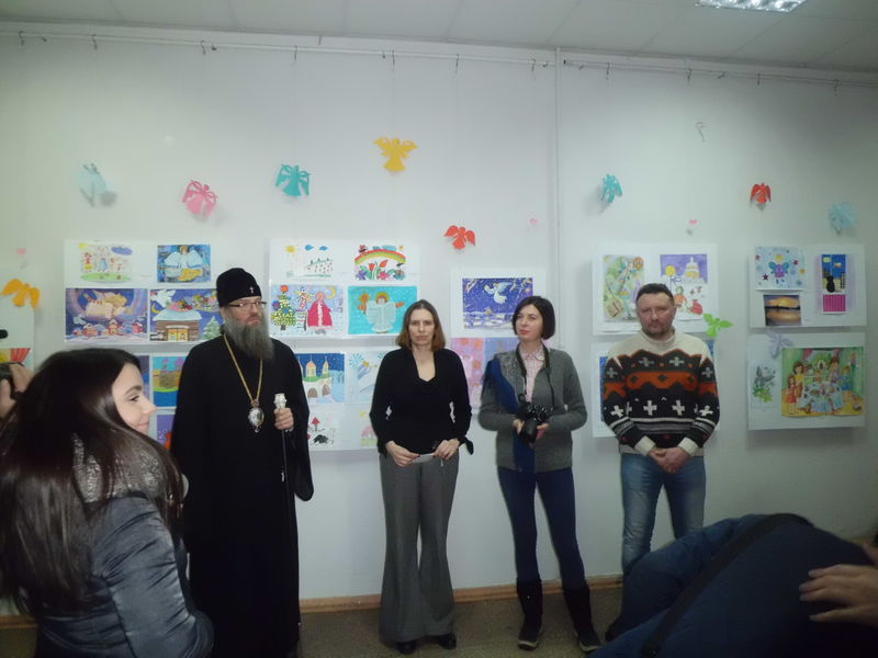 Діти малюють радість і мир