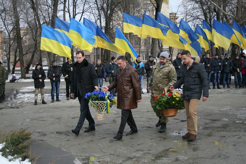 Запоріжці вшанували пам’ять Героїв Крут