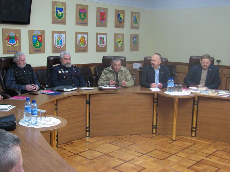 Стартувала акція по створенню першої в області козацько-історичної бібліотеки 