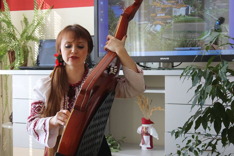 Україна – багатомовна