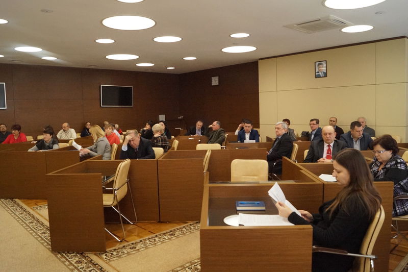 Левова частка  боргів із зарплати залишається на державних підприємствах