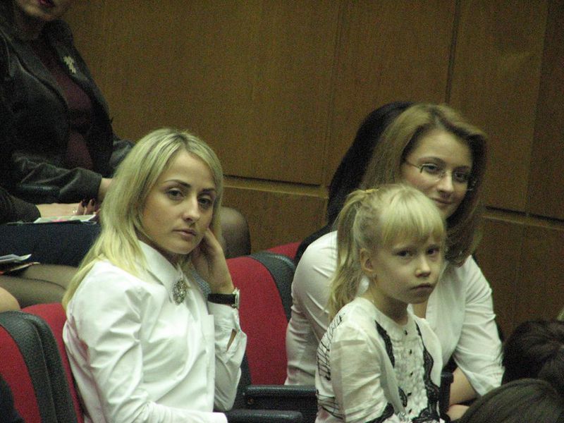 Запорізьких жінок привітали зі святом весни