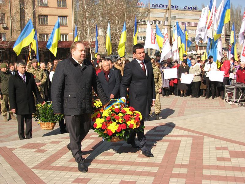 Українська спільнота відзначає річницю з дня народження Кобзаря