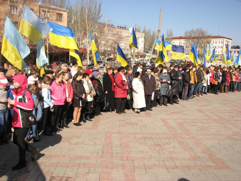 Українська спільнота відзначає річницю з дня народження Кобзаря