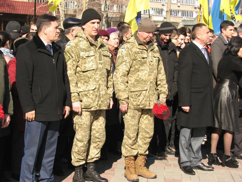 Українська спільнота відзначає річницю з дня народження Кобзаря