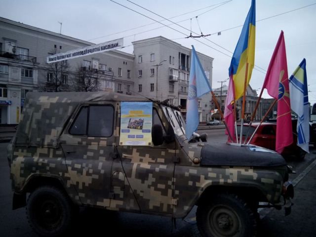 До служби за контрактом запоріжців залучають спеціальні мобільні групи